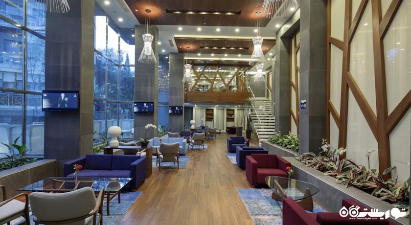 نمایی از بار لابی هتل